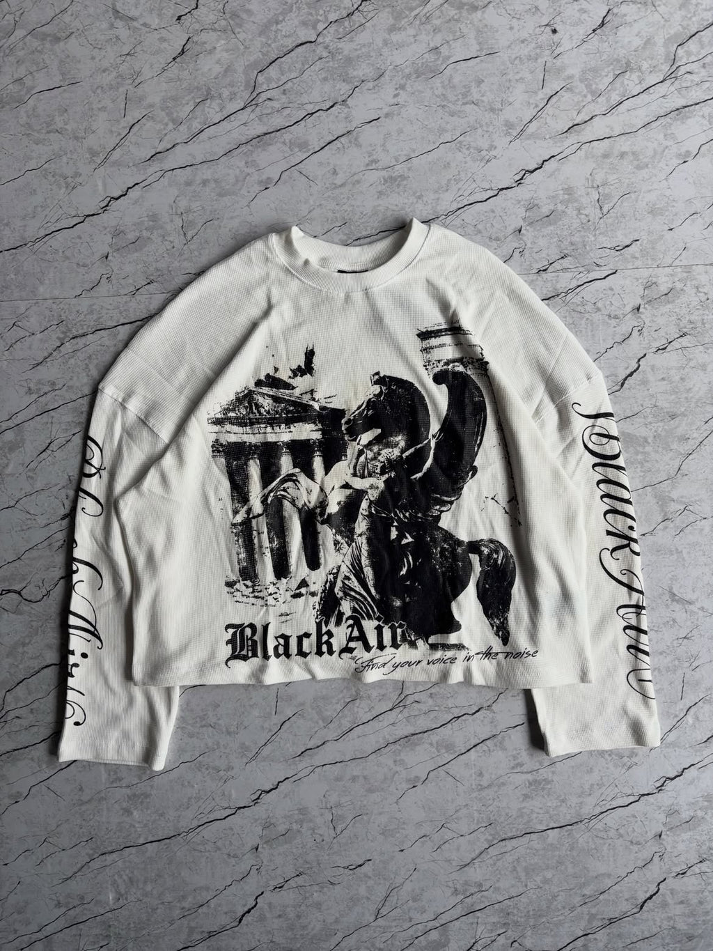 BlackAir Statue Longsleeve