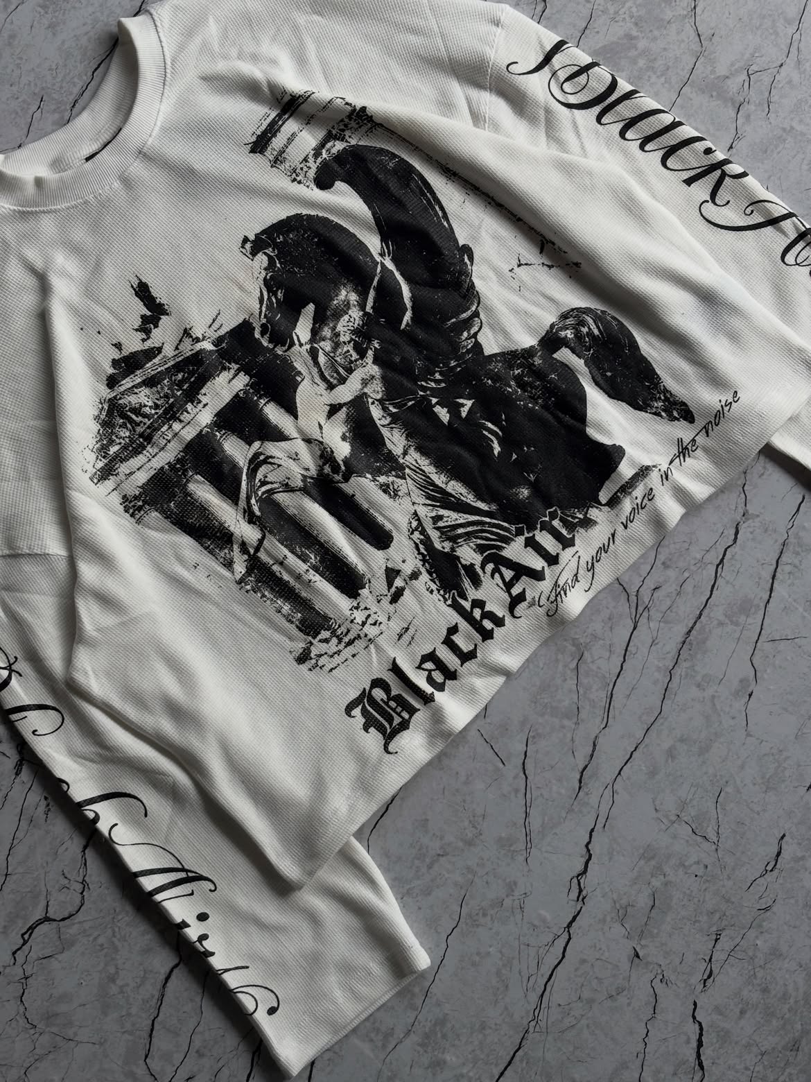 BlackAir Statue Longsleeve