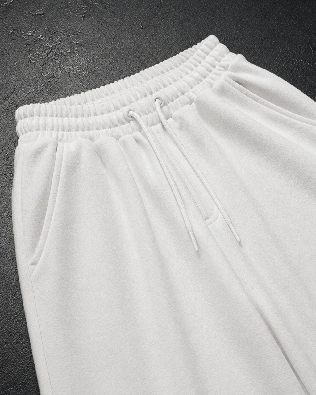 Spider Lily Wide-Leg Sweatpants